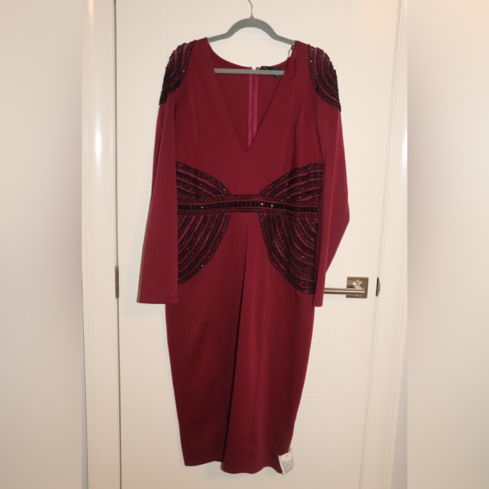 Red V-Neck Dolman Sleeve Knee-Length Sheath Dress